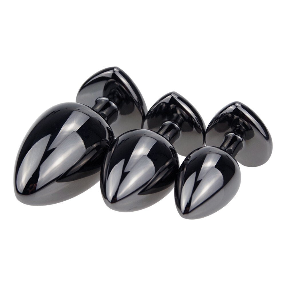 Black Heart Plug Set + Vibrator - Close Up