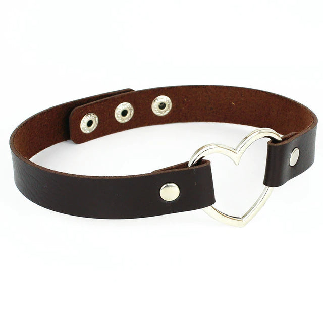 Leather Heart Choker Brown