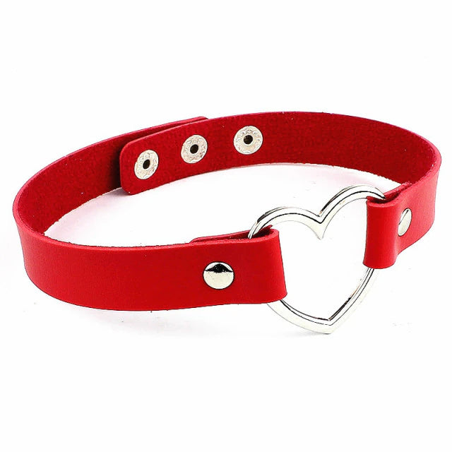 Leather Heart Choker Red