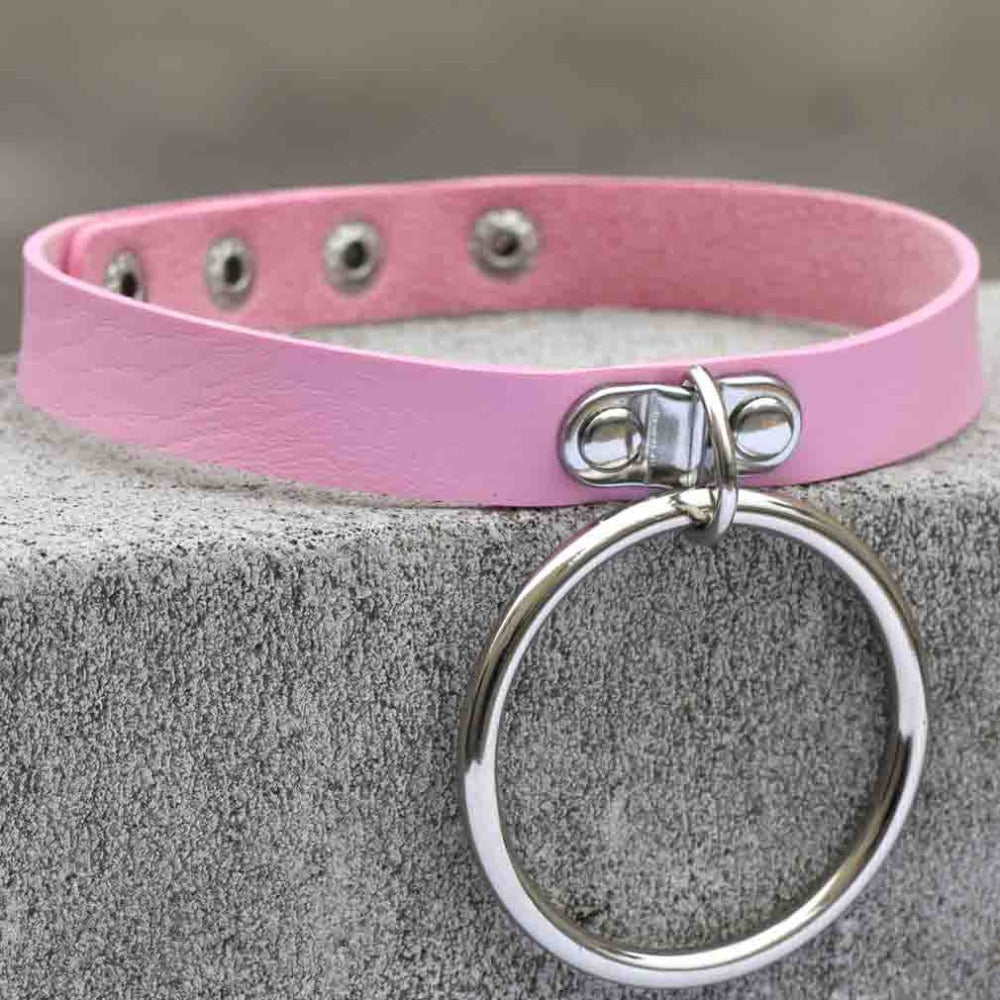 Big Ring Pink Leather Choker